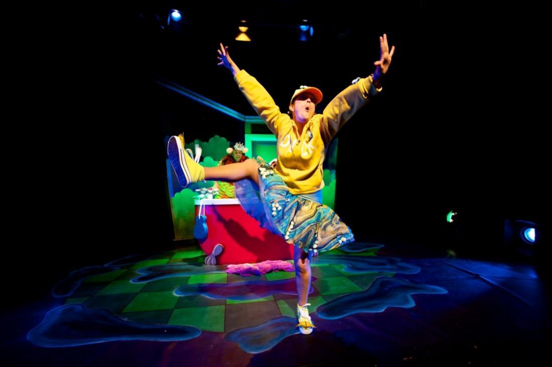 Feb Fest: Big Red Bath Bubble Disco