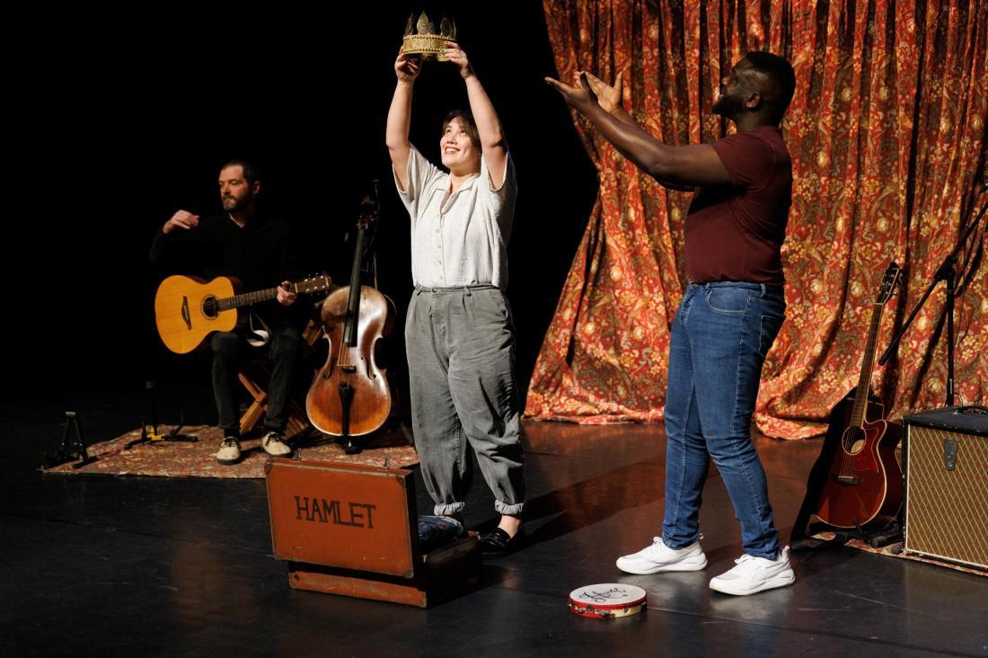 Feb Fest: Shakespeare in a Suitcase – Hamlet
