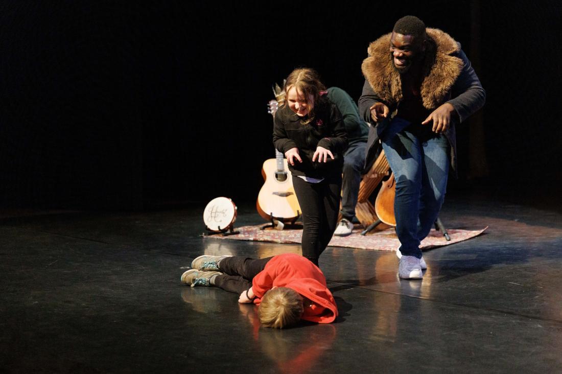 Feb Fest: Shakespeare in a Suitcase – Hamlet