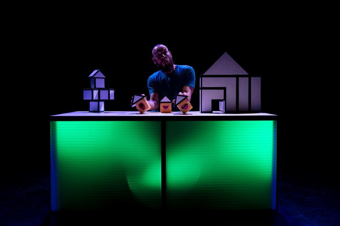 Feb Fest: Daryl & Co presents A Square World