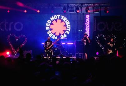 Red Hot Tribute Peppers at The Hat Factory in Luton